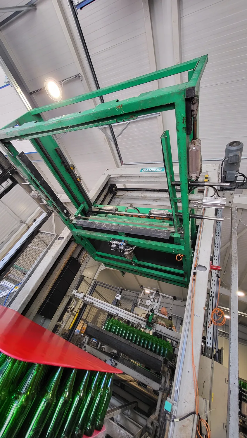 Transpak depaletizator boca sa starim Siemens S7-300 upravljanjem, DW Reusables