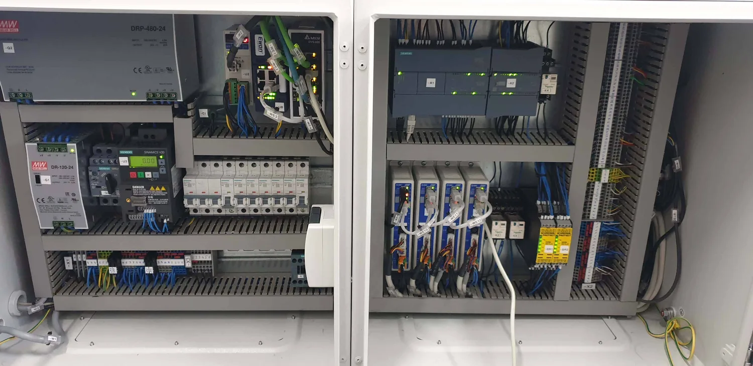 Elektroormar stroja KOTRA za izbijanje elektroničkih komponenti